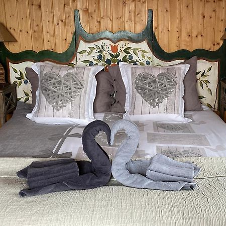 La Demeure Des Elfes Bed & Breakfast Albinen Exterior foto
