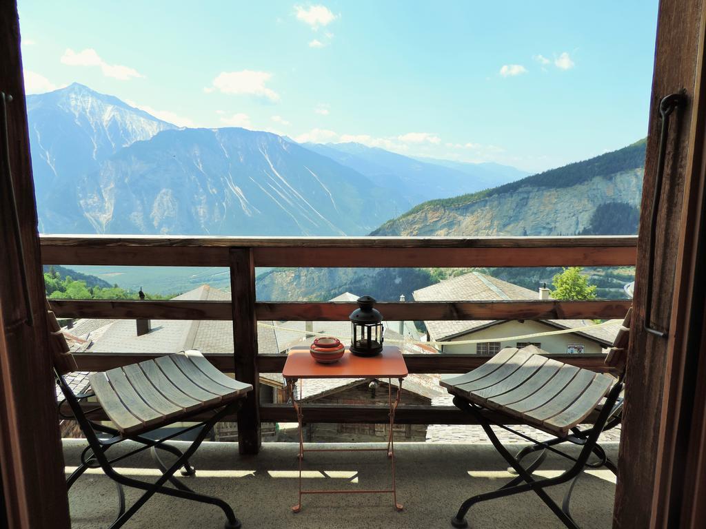 La Demeure Des Elfes Bed & Breakfast Albinen Cameră foto