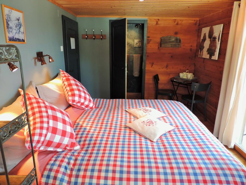 La Demeure Des Elfes Bed & Breakfast Albinen Cameră foto