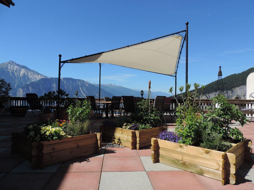 La Demeure Des Elfes Bed & Breakfast Albinen Exterior foto