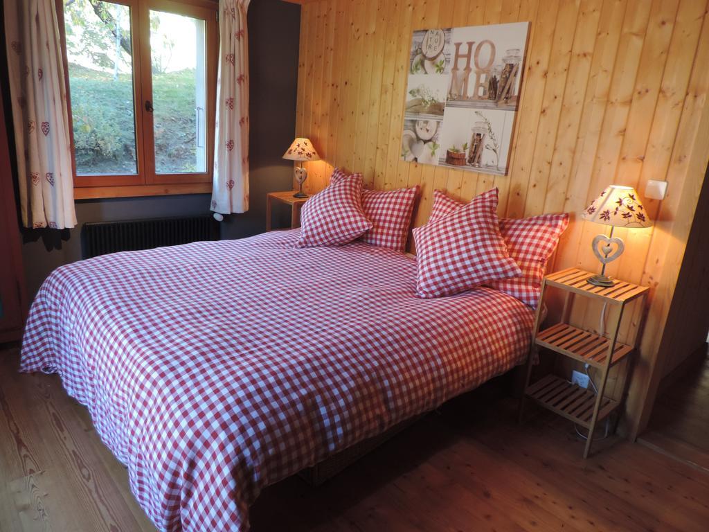 La Demeure Des Elfes Bed & Breakfast Albinen Cameră foto